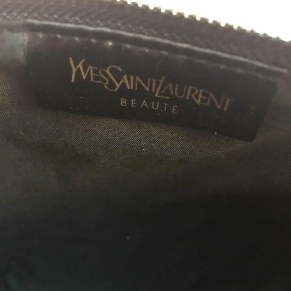 🌴SUMMER SALE🌴💯✔️Authentic YSL makeup bag and etc goodies!! - Picture 5 of 8